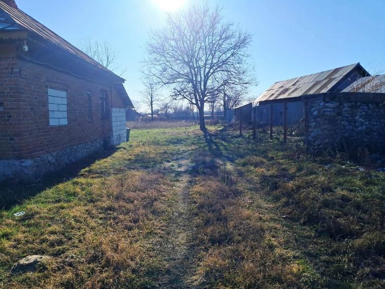 Casa si teren de vanzare Polovragi - 4