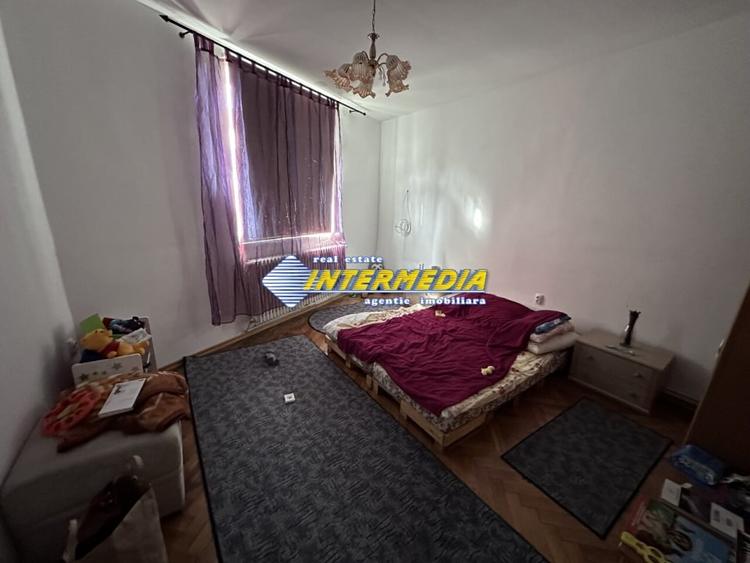 Casa de vanzare Centru renovata teren 320 mp - 9