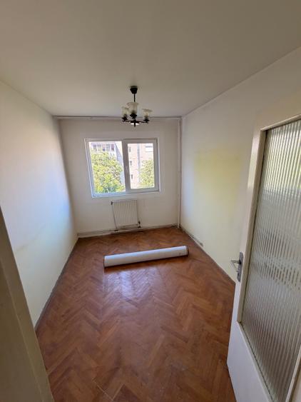 Proprietar vand apartament - 2