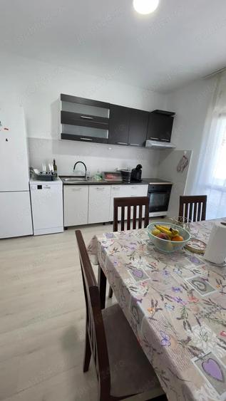 PENTHOUSE 80 m2 + 40 m2 terase 3 camere 2 bai parcare x 2 - 1