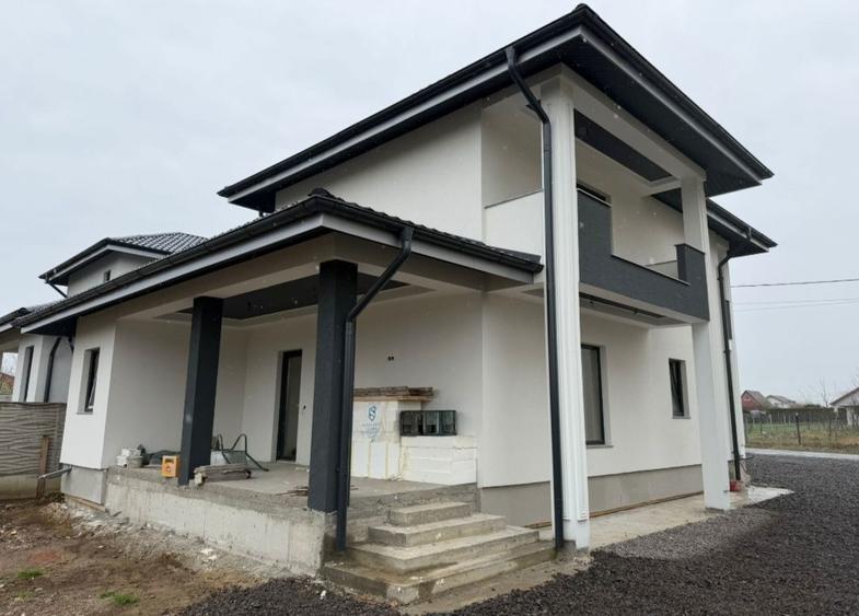 Casa de vanzare in Satu Mare pe drumul ce duce spre comuna Lazuri - 4