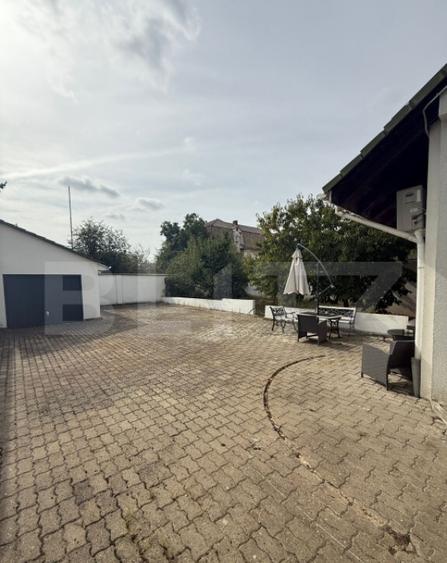 Spatiu comercial de vanzare, 280 mp, zona Girocului - 10