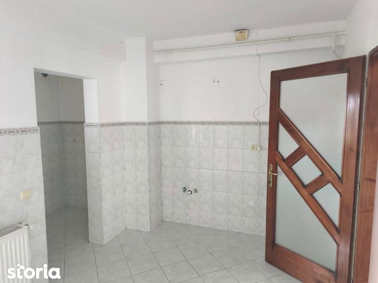 Apartament 2 camere, 78mp, Radauti - 5