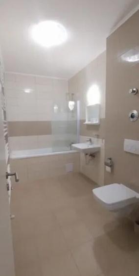 Garsoniera decomandat - zona Avantgarden - 9