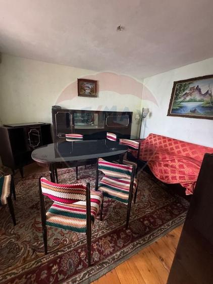 Casa / Vila cu 3 camere in Rachitosu - 3