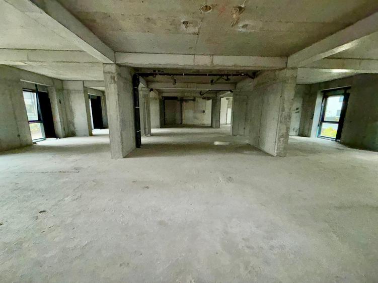 SPATIU COMERCIAL PIPERA - COMISION 0% - 3