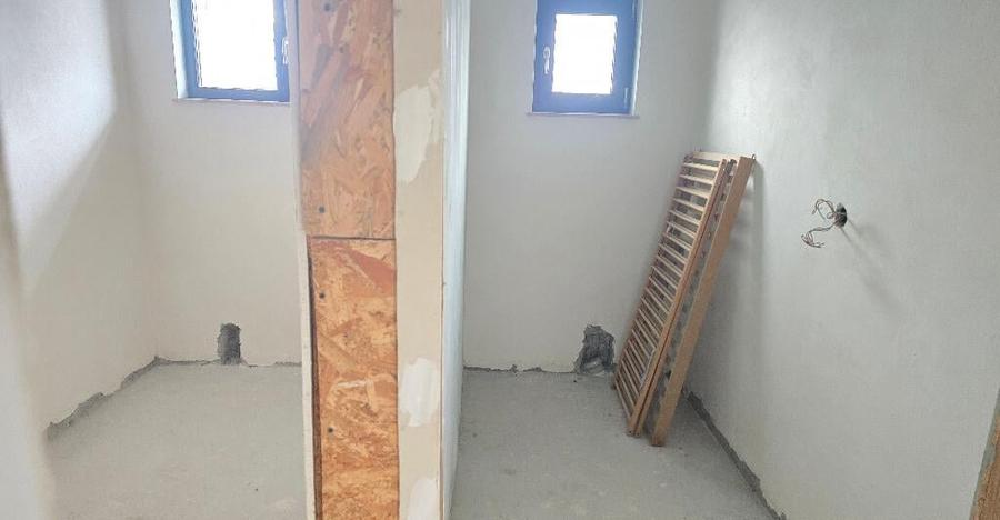 Vand casa in duplex in Deva, semifinisata, zona Garii (peste linie) - 8