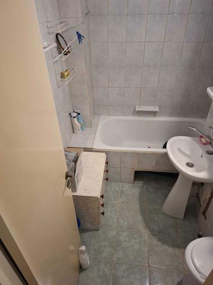 inchiriez garsoniera pe str Dambovitei - 4