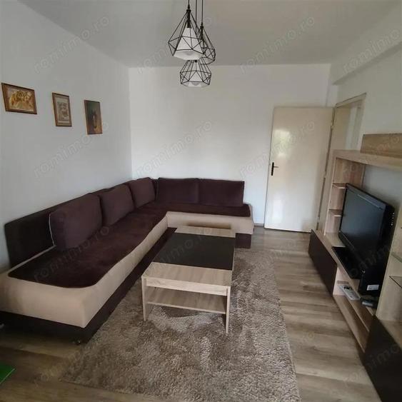 Vanzare apartament doua camere zona Rahova - 1