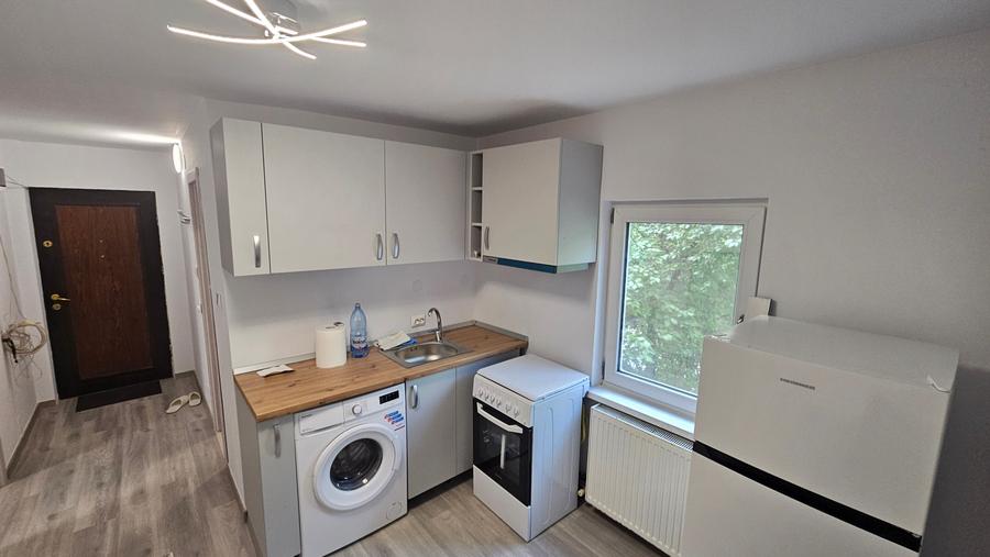 Garsoniera zona Otopeni- Central - 13