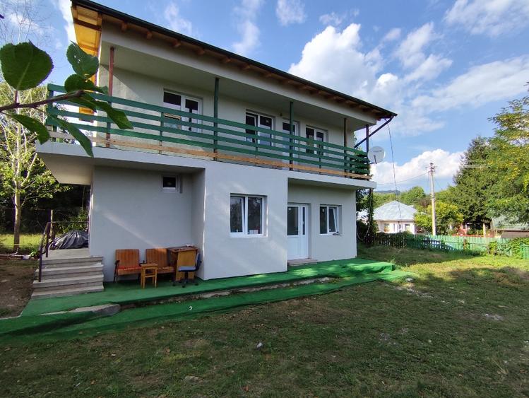 Casa P+M, constr. .1994, teren 335 mp - 2