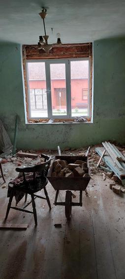 Oportunitate Investi?ie: Casa + 9.5 Ha Teren in Ohaba Matnic - 1