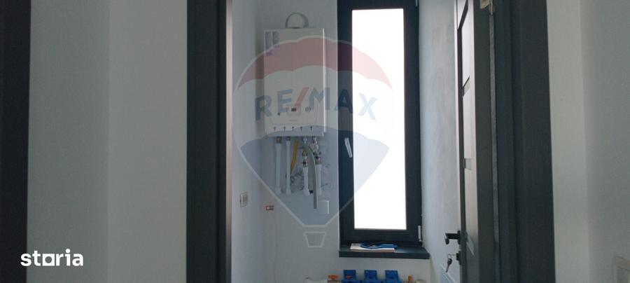 Casă cu 4 camere decomandat cu Teren 360 Mp în Vladimirescu