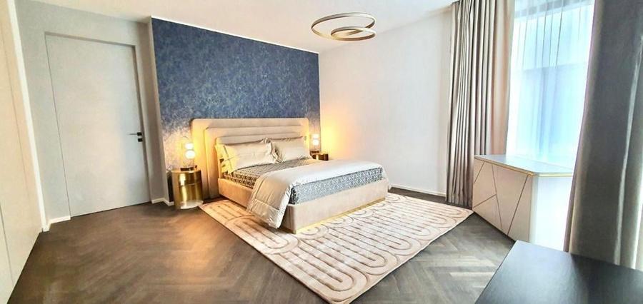 VILA 6 CAMERE P+2 - PIPERA - SAUNA/JACUZZI - COMISION 0% - 5