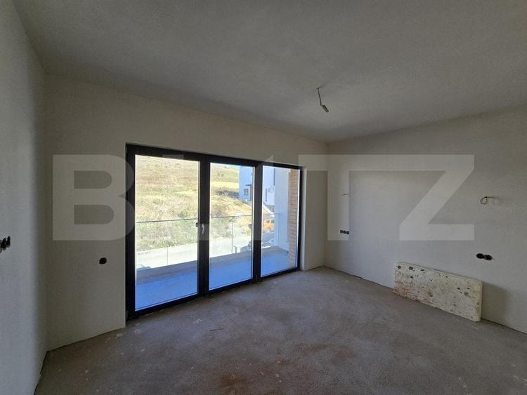 Duplex spatios 193 mp utili, 65 mp terase circulabile, 200 mp teren, Iris - 8