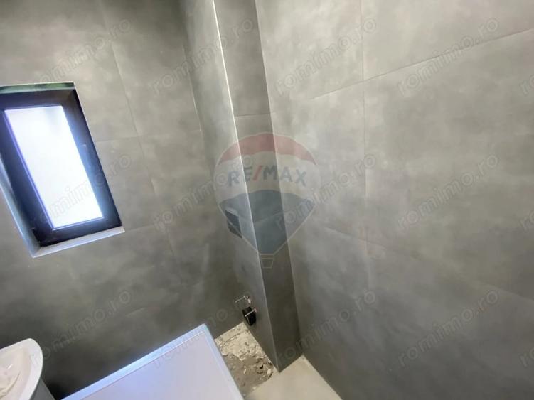 Casă cu 4 camere cu Teren 286 Mp în Ghermănești