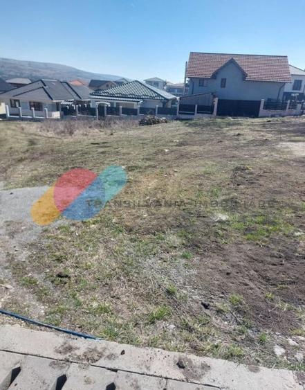 Teren intravilan 500mp - 3