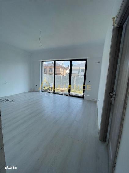 Casa cu 3 camere, Teren 190 mp { Acces rapid STB 440 Piata Sudului } - 9