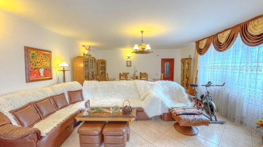 Casa cu garaj si teren de 490 mp in zona de case Bartolomeu-Brasovul Vechi - 4