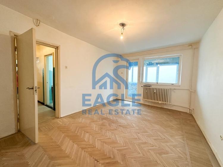 Tomis Nord - 2 Camere decomandat cu balcon pregatit de renovare - 1