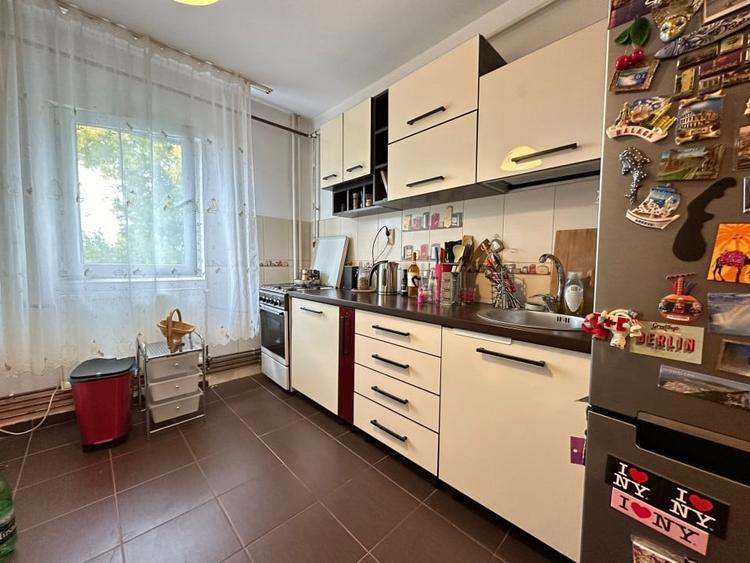Apartament 3 camere, 72 mp, zona Lidl - Simion Barnutiu - 3