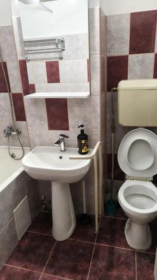 Proprietar inchiriez apartament 2 camere zona Sagului - 10