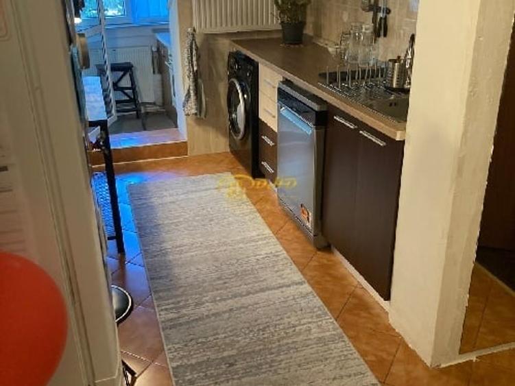 Apartament 3 camere decomandate, zona Pacurari - Petru Ponii - 9