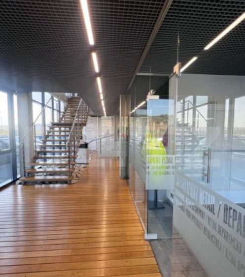 Hala cu pod rulant, cladire admininstrativa. Top! - 11