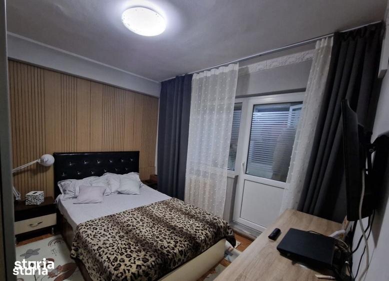 Apartament cu 2 camere decomandat în Micro 17