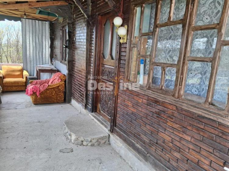 Casa renovata complet, 3068 mp teren, langa Manastirea - 1