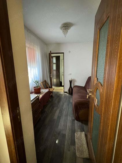 Casa la curte de vanzare - 3