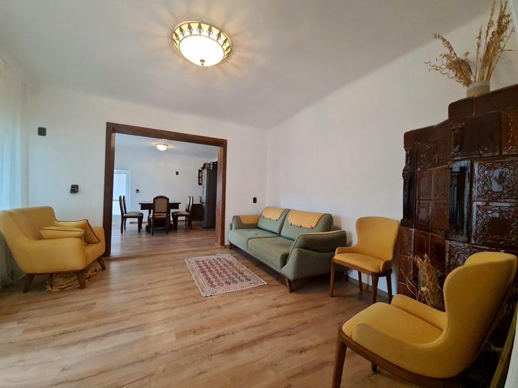 CASA COCHETA CENTRU ISTORIC CU PRIVELISTE-FARA CURTE-PRETABIL PENTRU INVESTITIE - 8