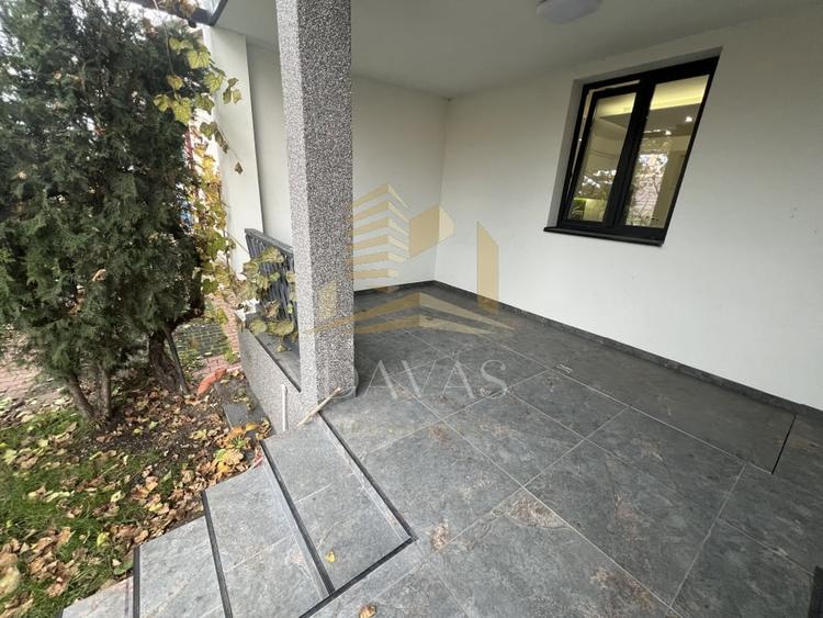 Casa cu finisaje moderne | Dambul Rotund | 6 camere - 4