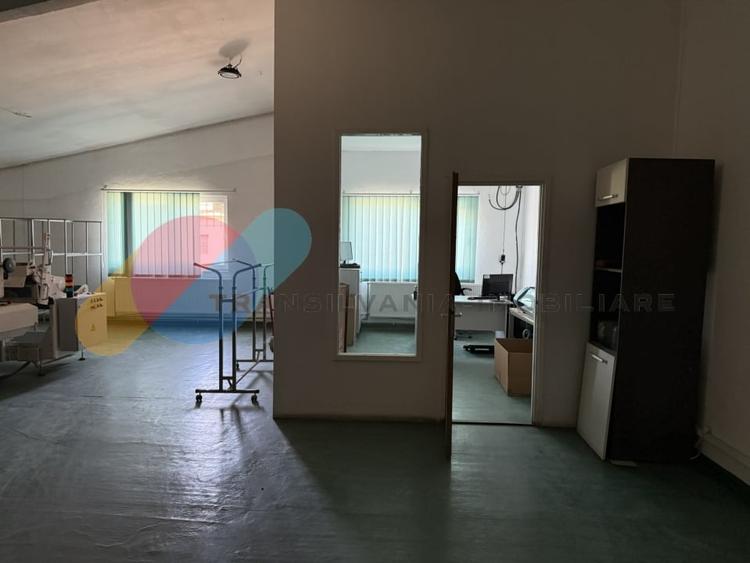 Complex industrial de vanzare – 2 hale productie + cladire birouri + parcare, ac - 14