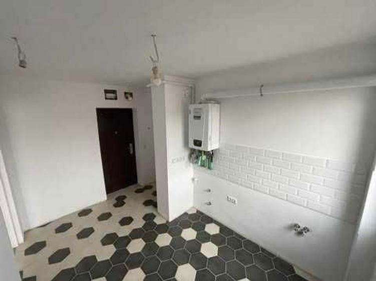 vand apartament str.botizului nr55 60mp etaj 4/4 - 6