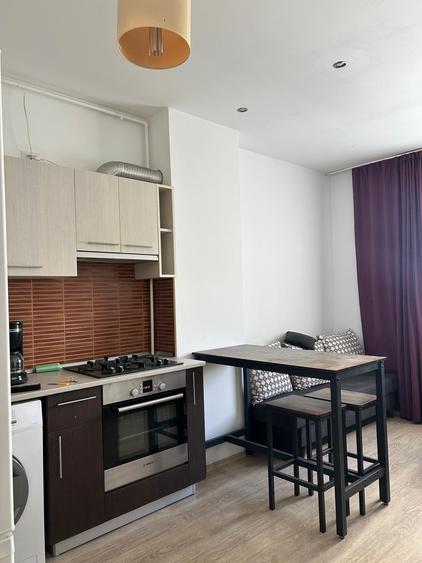 Inchiriere 2 camere Rin Grand Hotel Vitan loc de parcare inclus - 12