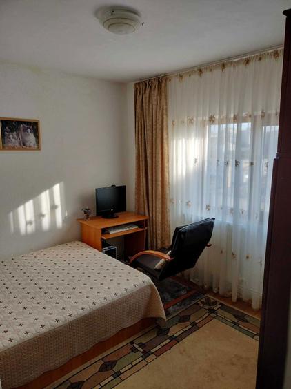 Apartament 3 camere B-dul M. Eminescu, nr. 8, FARA AGENTII - 2