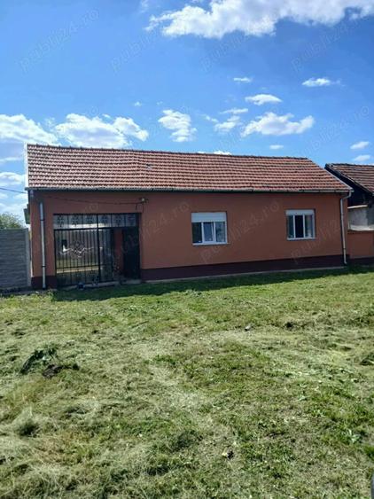 Casa de vanzare 1.586 - 1