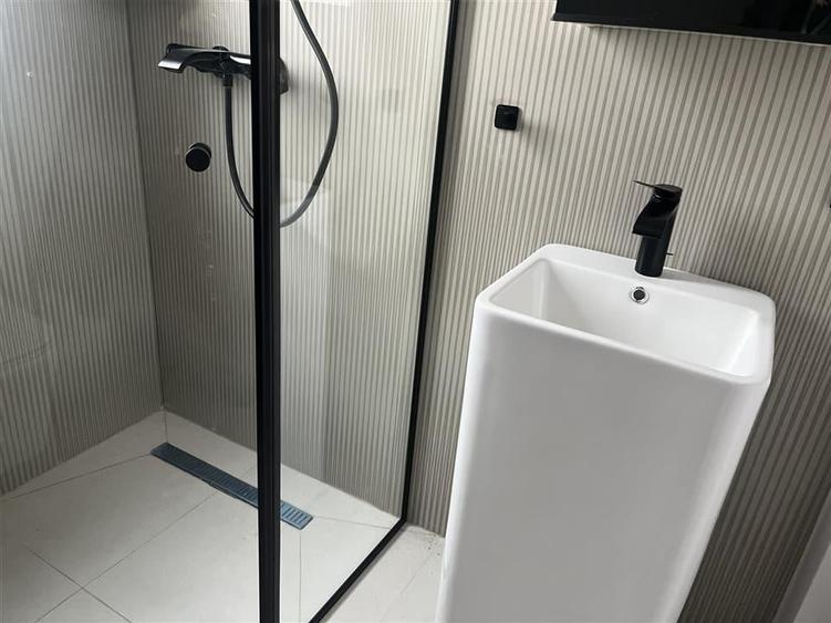 Apartament NOU de LUX 3 camere 2 bai 2 terase parcare subterana Central - 21