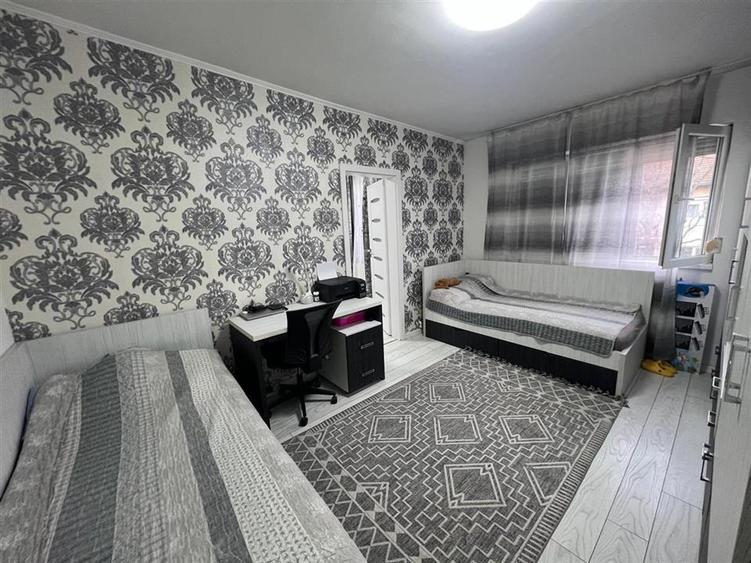 RECO, Apartament 3 camere, Zona Nufarul Oradea - 4