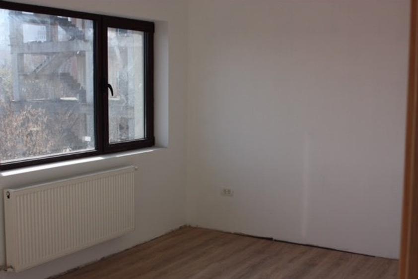 Vanzare imobil birouri pretabil investitie, inchiriata integral - 36