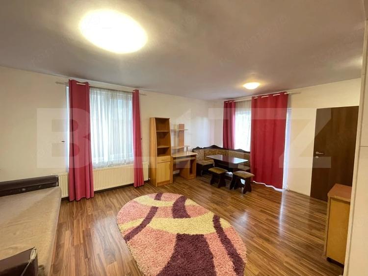 Apartament cu 2 camere semidecomandat în Mărăști