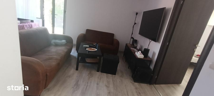 Casă cu 3 camere cu Teren 108 Mp în Vatra Luminoasă