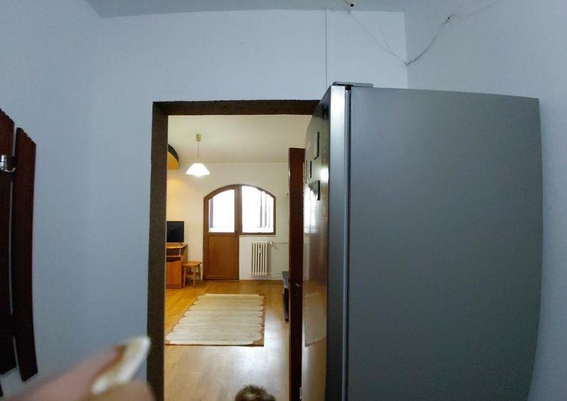 Apartament cu 2 camere semidecomandat în Tătărași