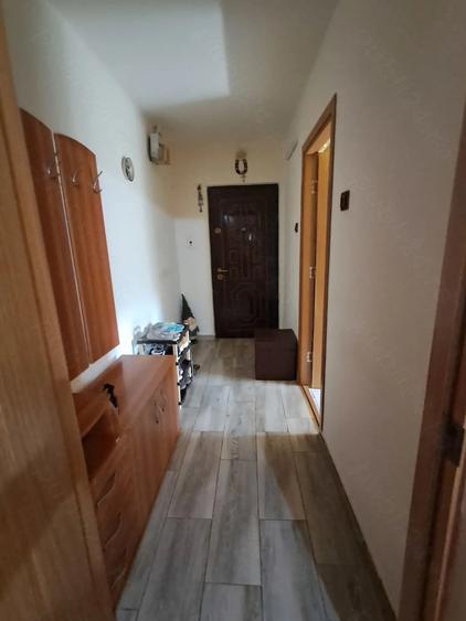 Apartament cu 2 camere semidecomandat în Bălcescu