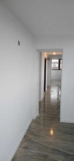 Apartament cu 2 camere decomandat în Energia