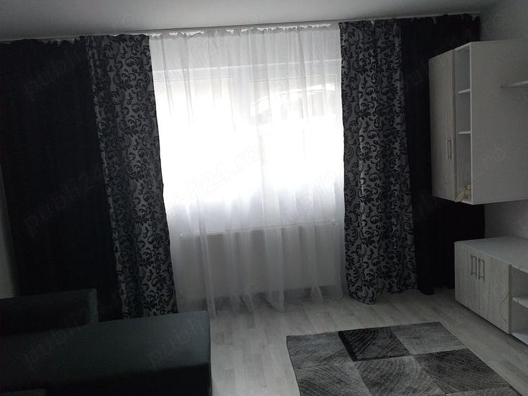 Apartament cu 2 camere decomandat în Ozana