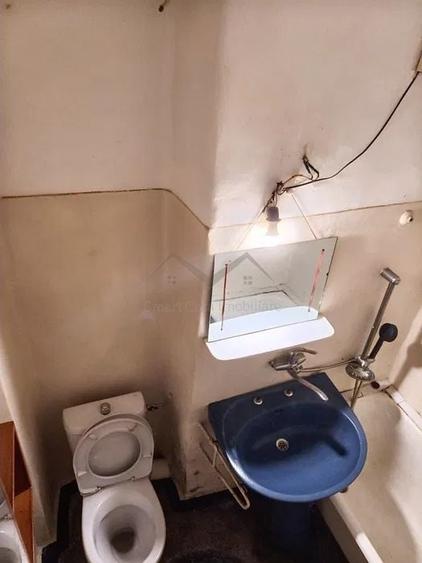 Apartament cu 2 camere nedecomandat în Alexandru cel Bun