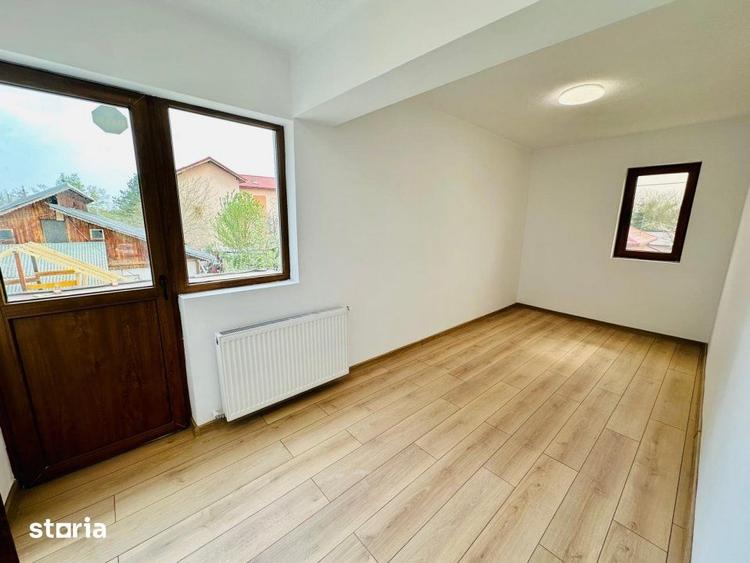 Casă cu 5 camere cu Teren 450 Mp în Crevedia