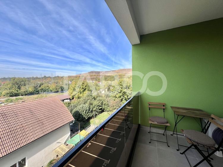 Apartament cu 2 camere semidecomandat, mobilat în Florești